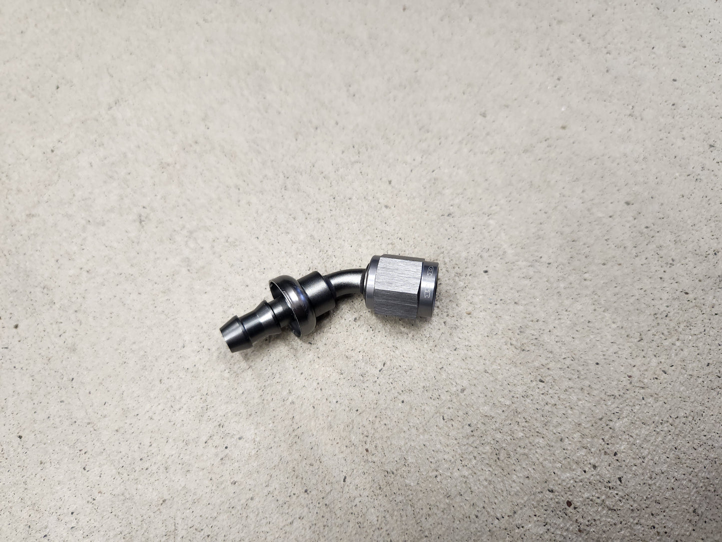 45° AN4 liitin letkukaralla x1