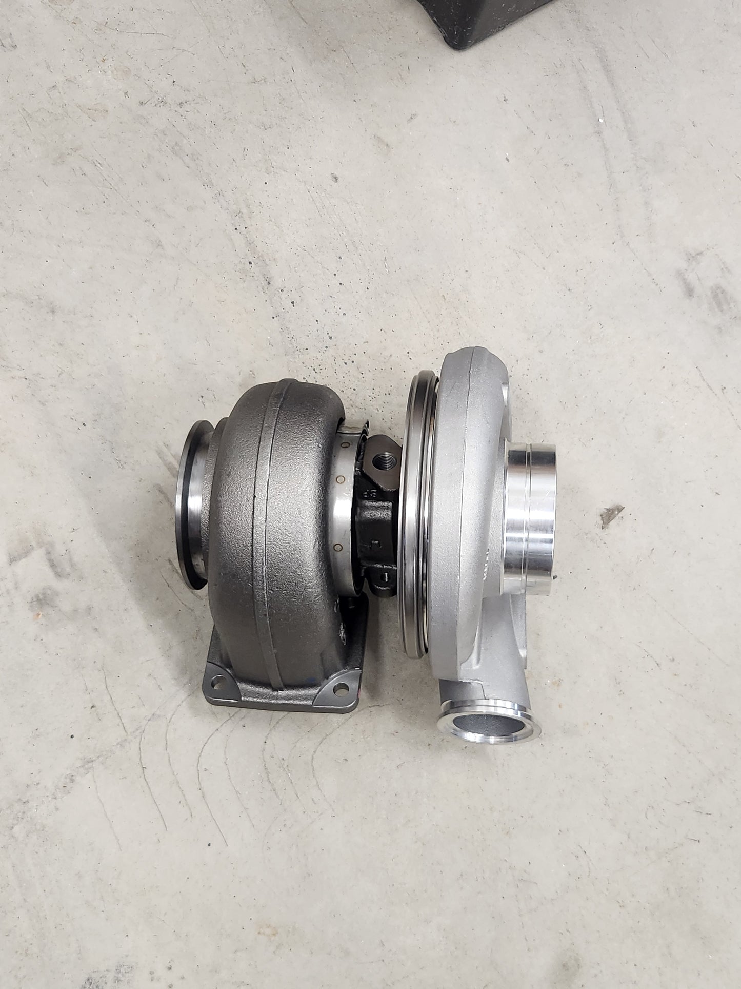 Boost X52 6670 - Pakopesä 11cm²