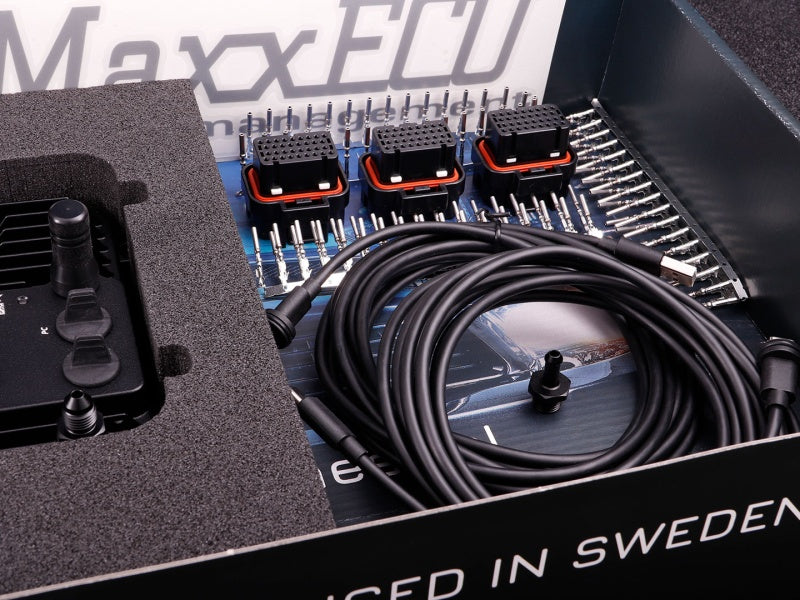 MaxxECU GEN2 TRACK - ECU + liitinsarja