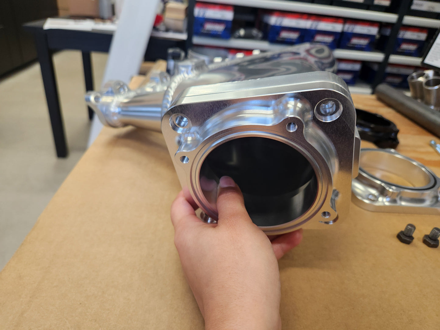 KKD motorsrpot Kaasuläpän Billet Adapterilaippa (74mm Bocch) KAKKOSLAATUINEN