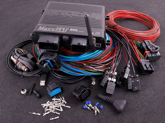 MaxxECU RACE - PREMIUM (ECU, johtosarja, lisävarusteet ja LSU 4.2)