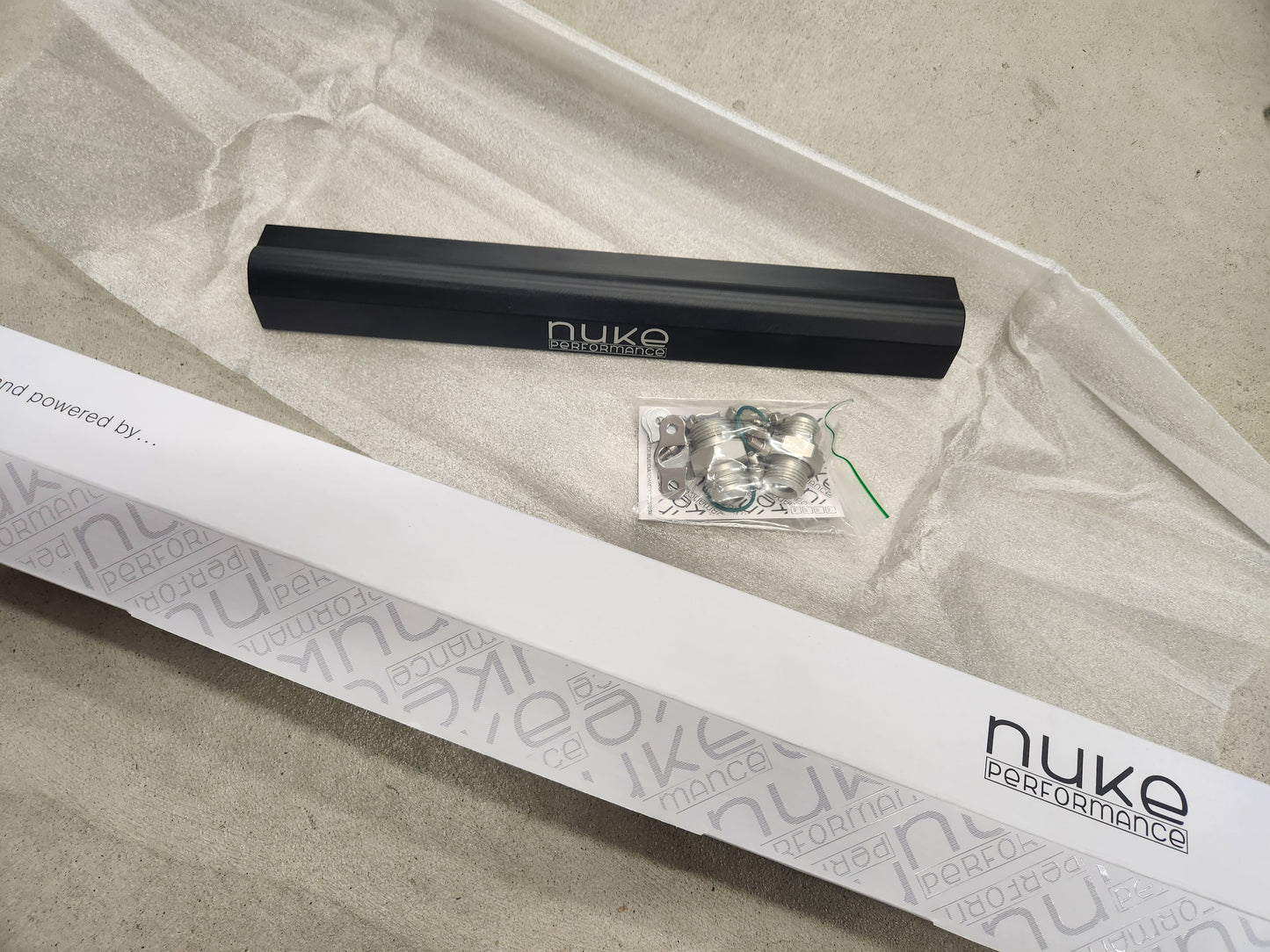 Nuke Performance Volvo 4cyl S/V40 Fuel Rail