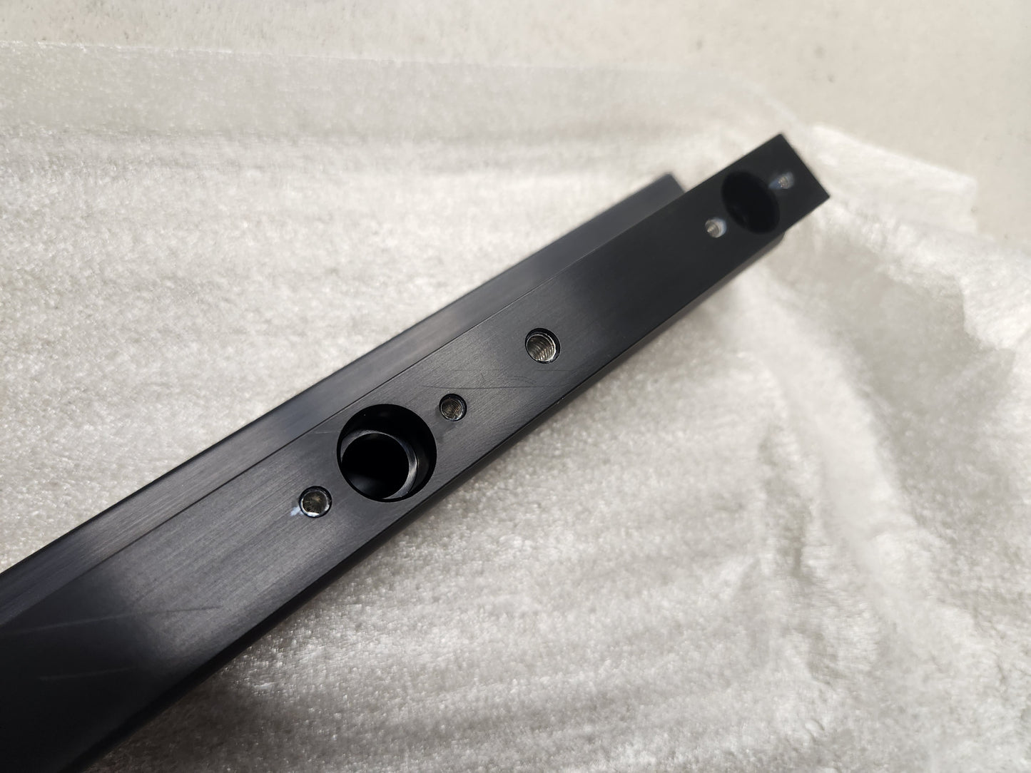 Nuke polttoainekisko, Nissan Skyline 6 syl RB26DET ASIAKASPALAUTUS (pieniä naarmuja)