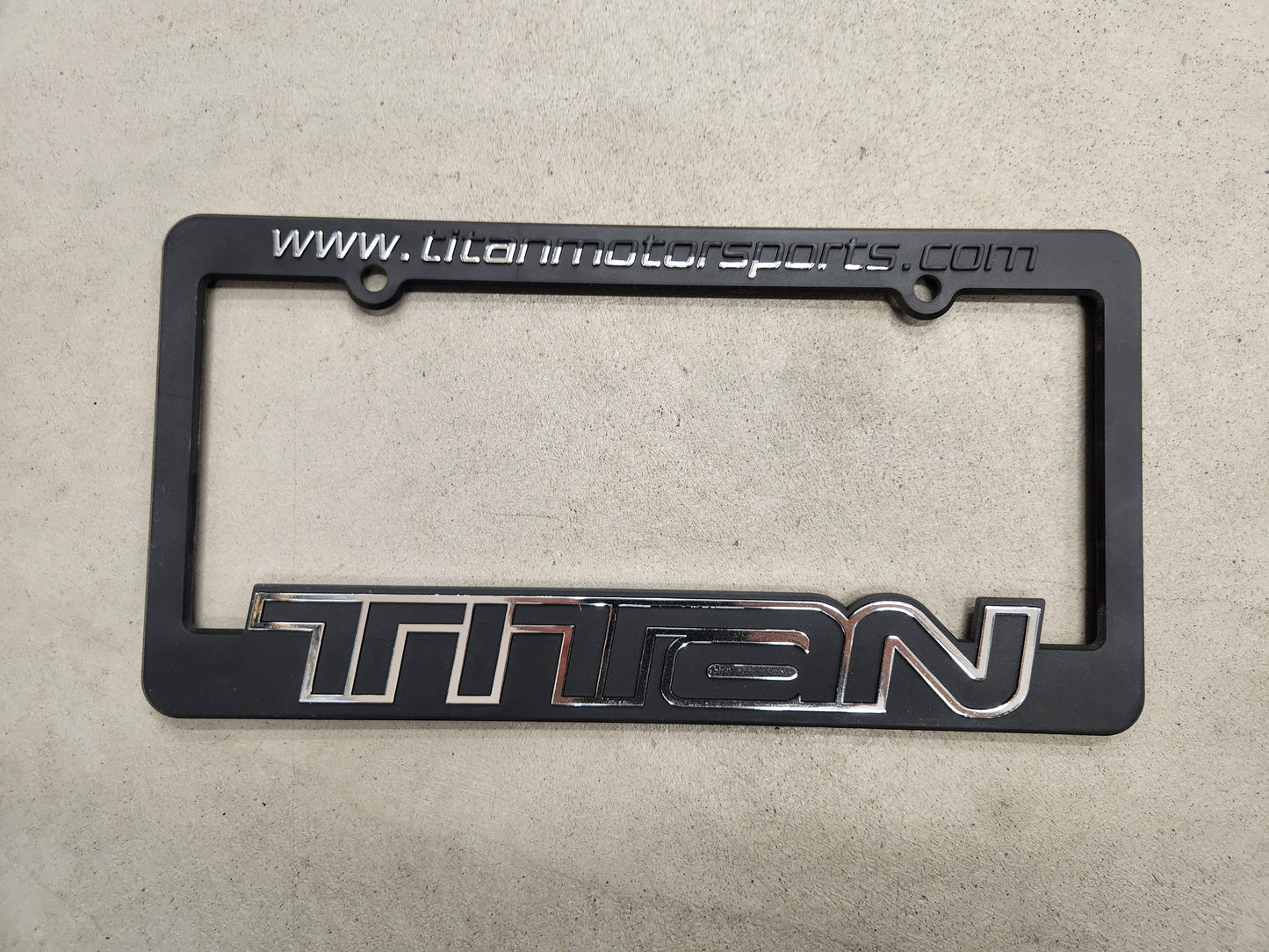 Titan Motorsport License Plate Frame (kakkoslaatu)