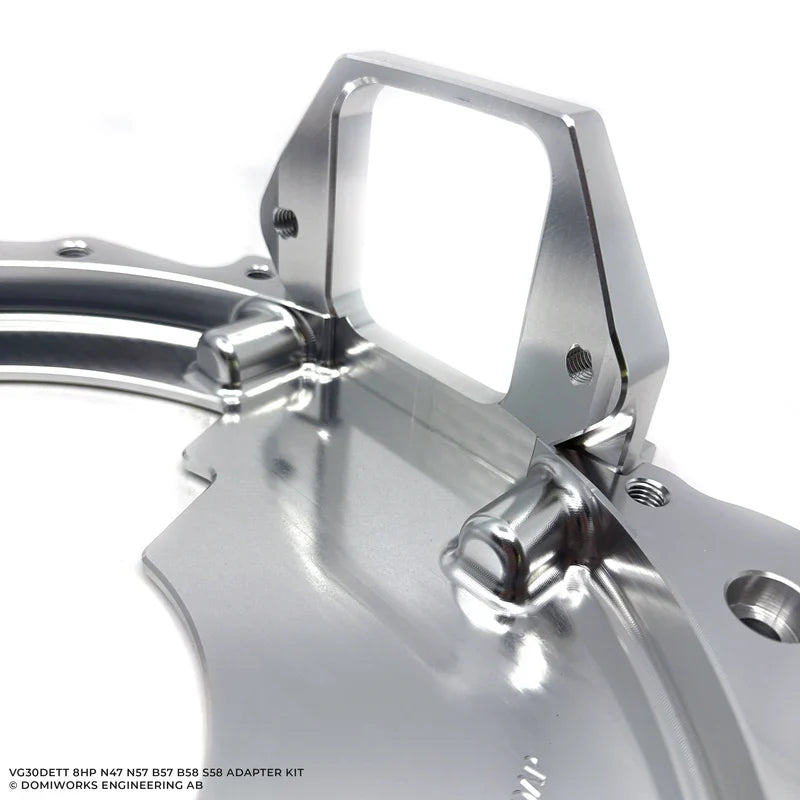 Nissan VG30DETT - BMW 8HP N57 Adapterisarja