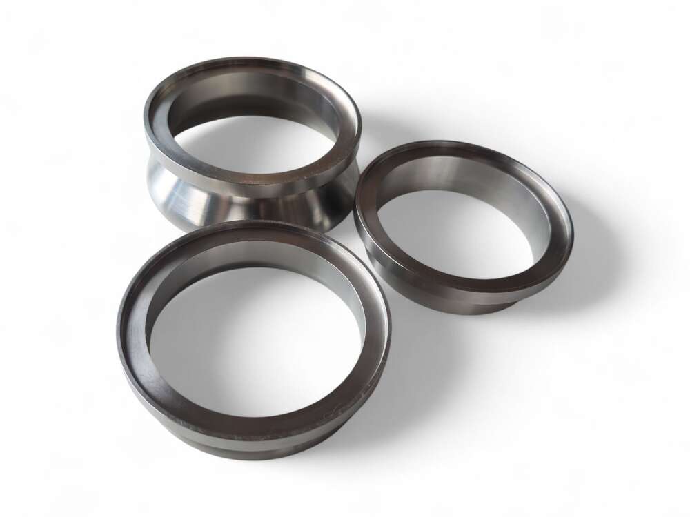 Downpipe lähtö V-Band 3,5'' keskittävä (Holset HX30/35)