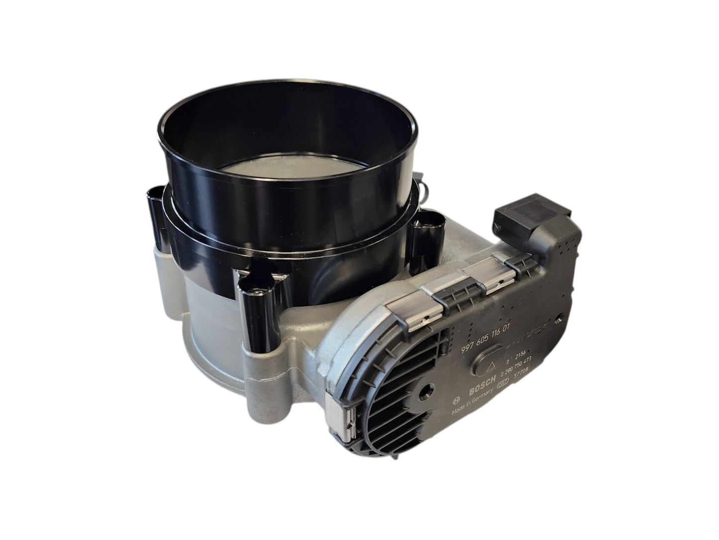 KKD motorsport Kaasuläpän Billet Adapteri Letkukaralla (82mm DBW)