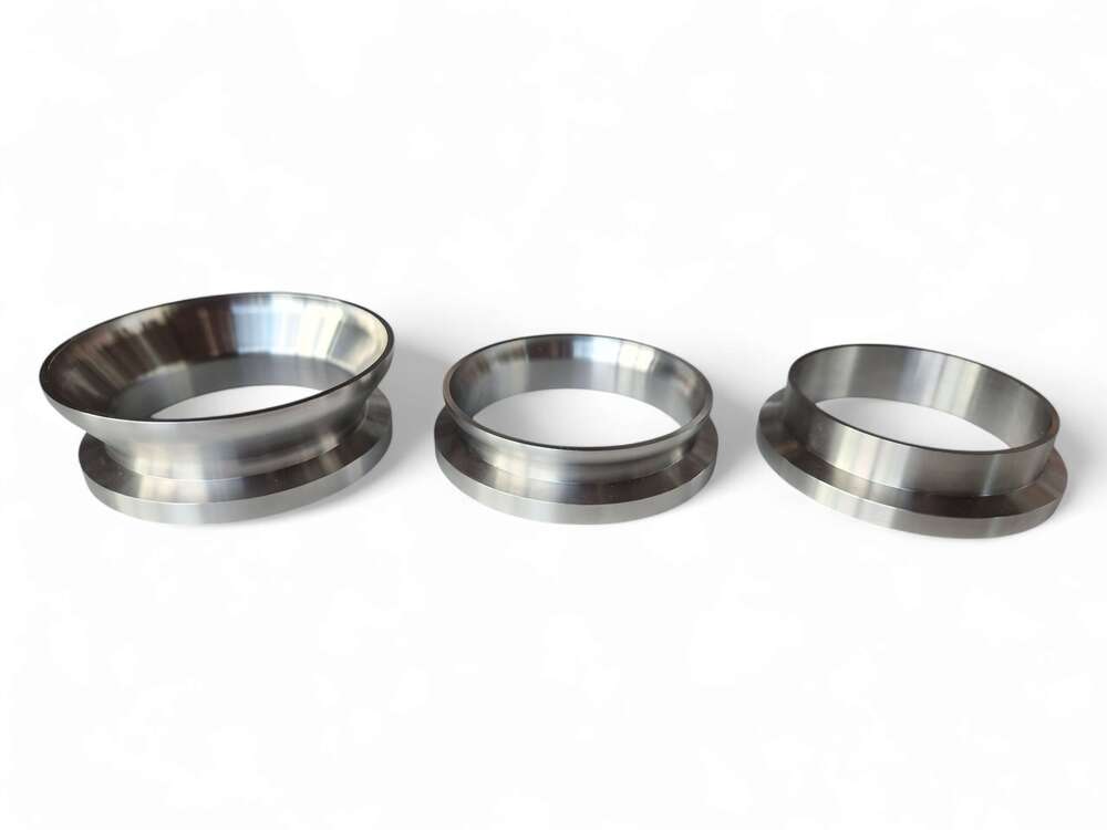 Downpipe lähtö V-Band 3'' keskittävä (Holset HX30/35)