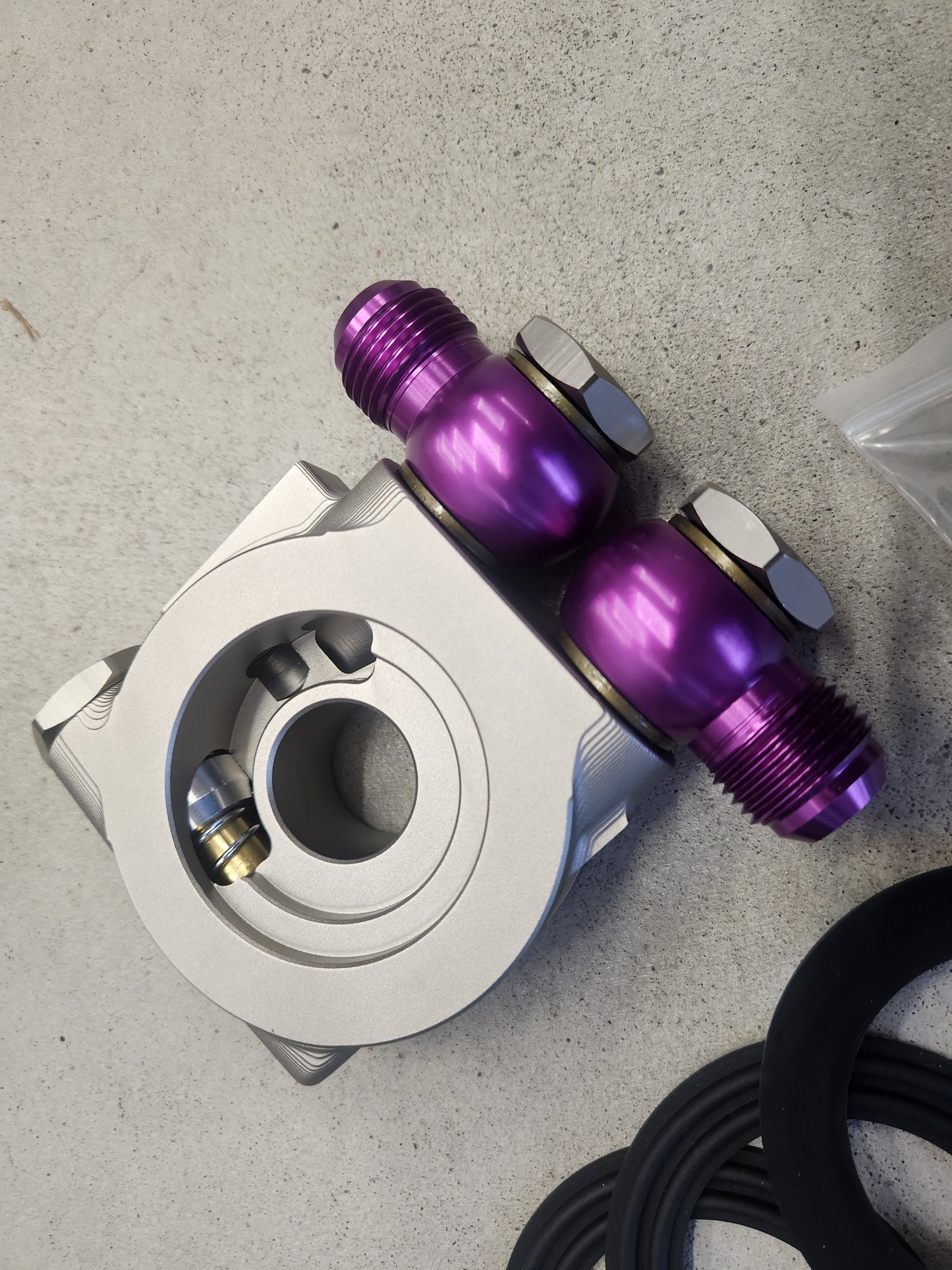 CNC Koneistettu Öljynsuodattimen Adapteri Termostaatilla AN10